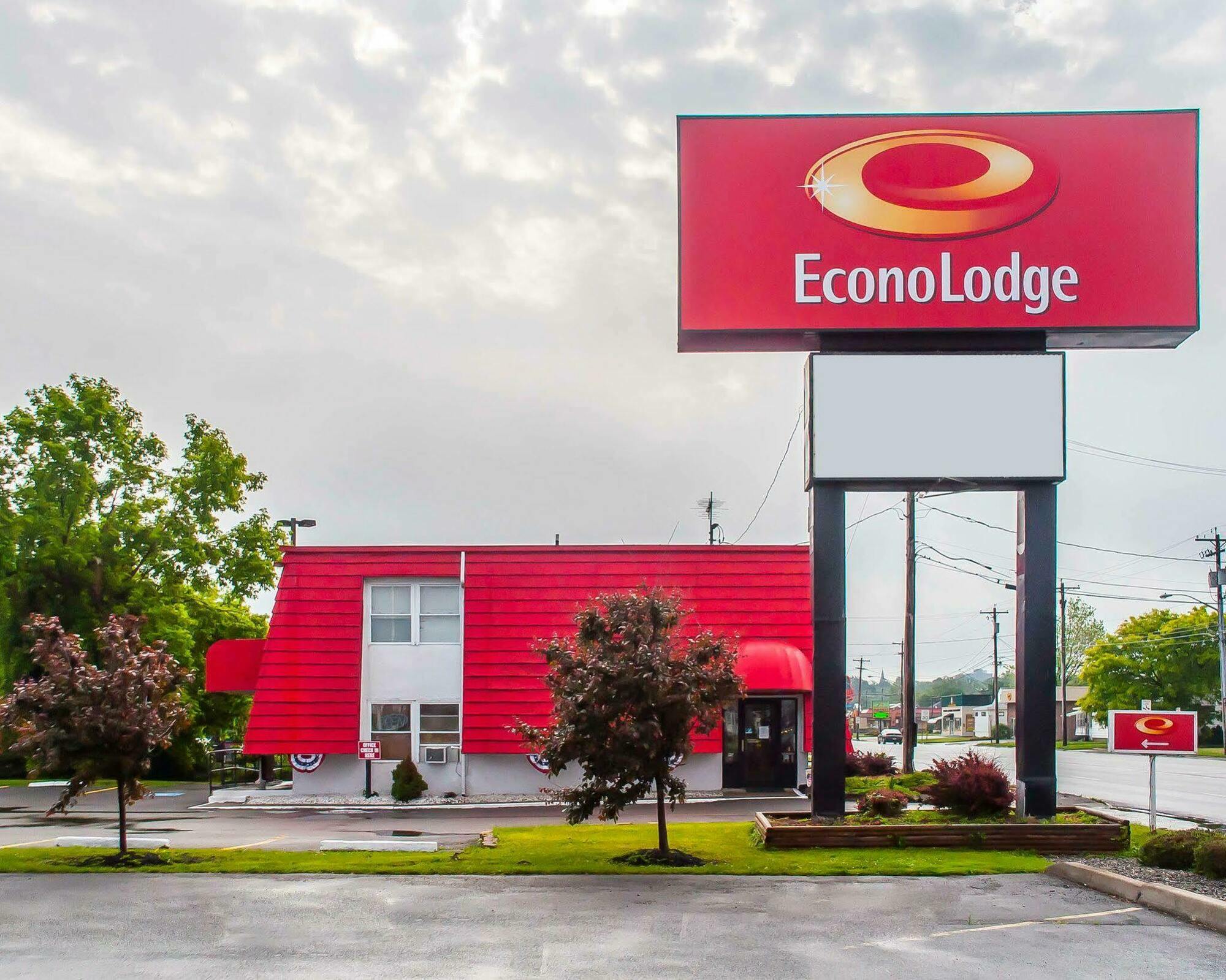 Hotel Adirondack Efficiencies Watertown Exteriér fotografie
